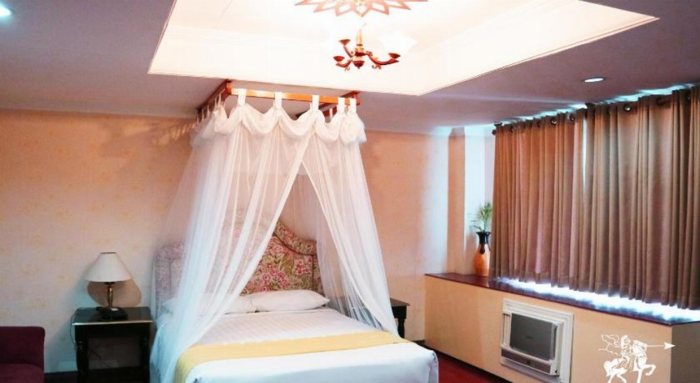 White Knight Hotel Intramuros Main image